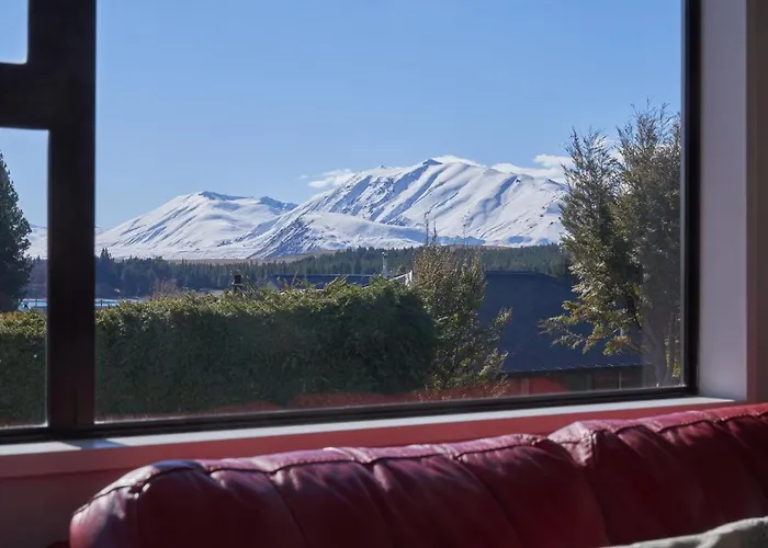 Bedrock - Lake Tekapo